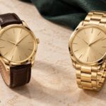 革ストラップと金色の金属ブレスレットを並べた腕時計のイメージ